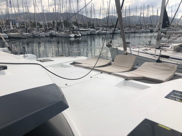 Fountaine Pajot Saona 47 | Red Rose