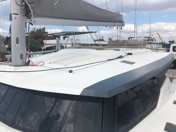 Fountaine Pajot Saona 47 | Red Rose