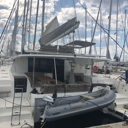 Fountaine Pajot Saona 47 | Red Rose