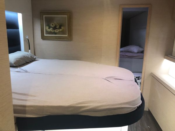 Fountaine Pajot Saona 47 | Red Rose