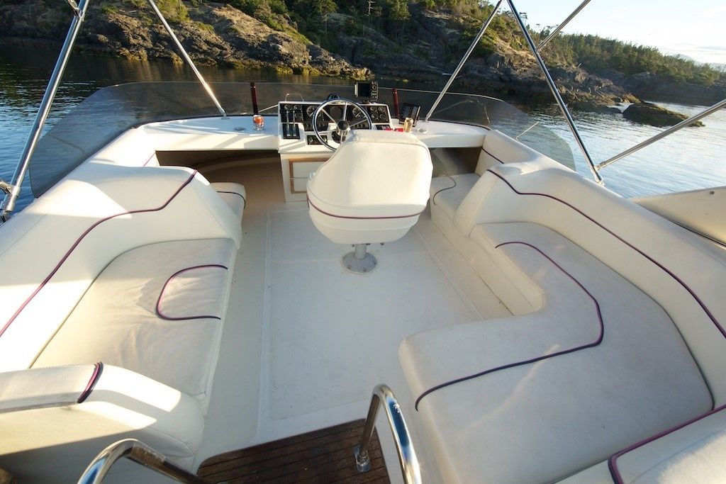 Bayliner 3888 | Ocean Pearl