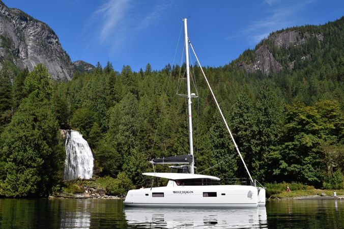 Lagoon 42 | Water Dragon