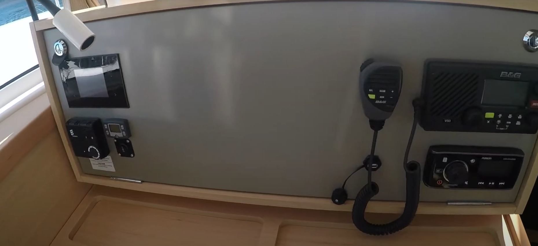 Lagoon 42 | Water Dragon