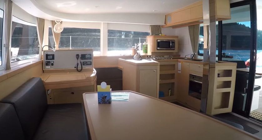 Lagoon 42 | Water Dragon