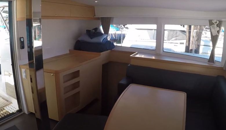 Lagoon 42 | Water Dragon