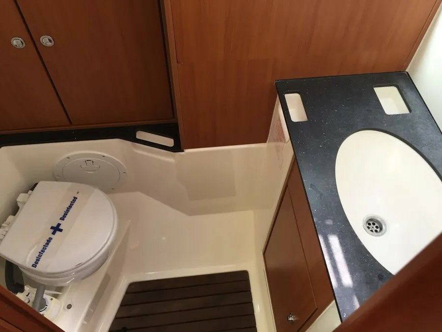 Bavaria Cruiser 36 | Kathy Cool
