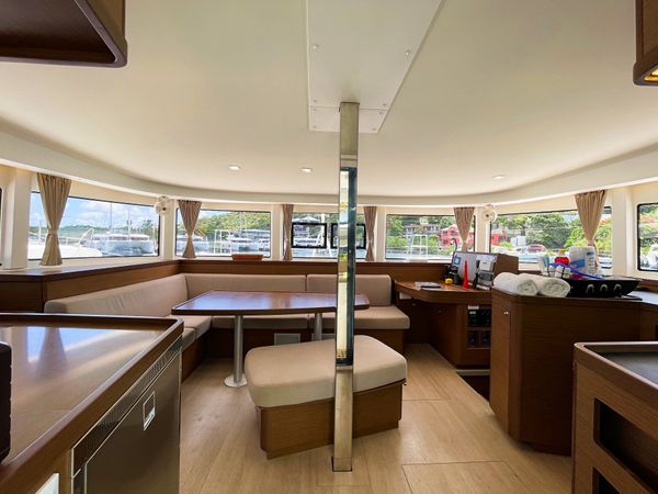 Lagoon 42 | Time Will Tell