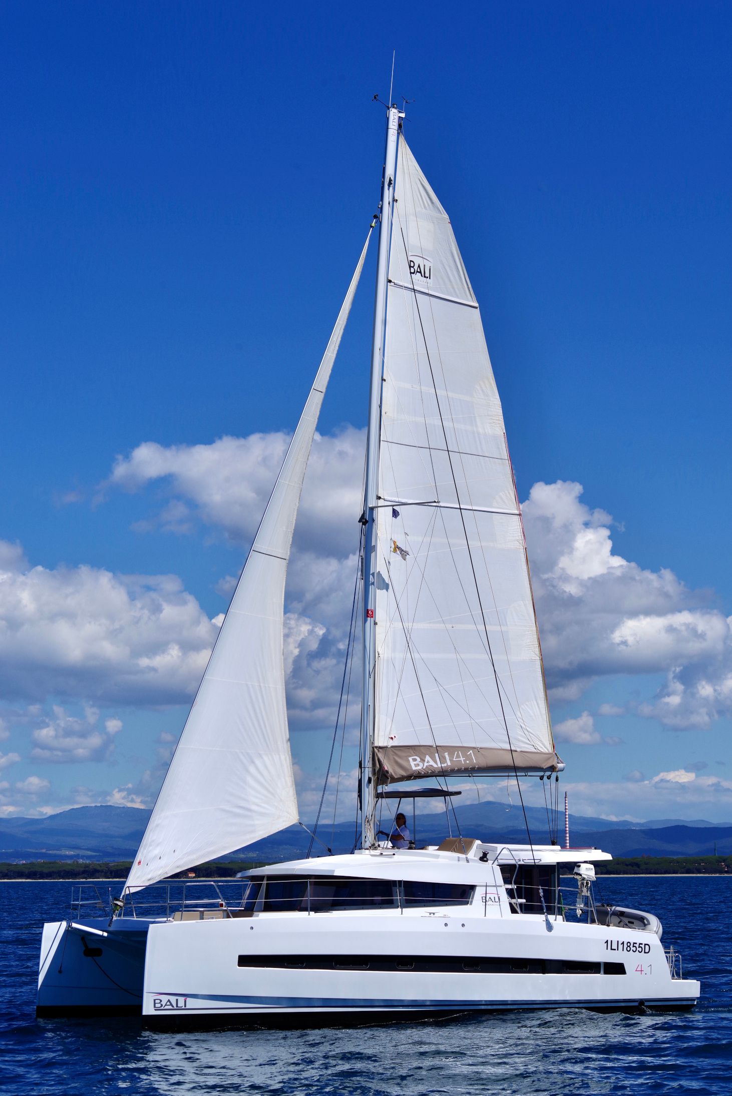 Bali 4.1 | Wee Sail