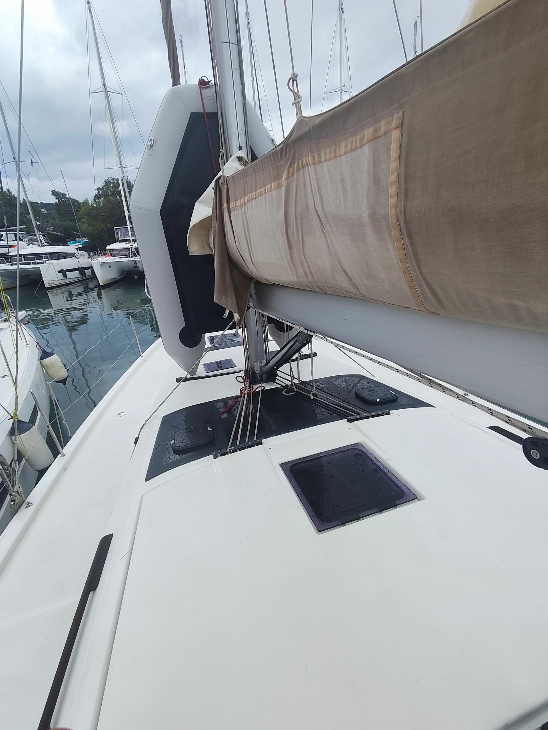 Dufour 430 | Echo 1