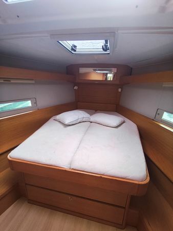 Dufour 430 | Echo 1