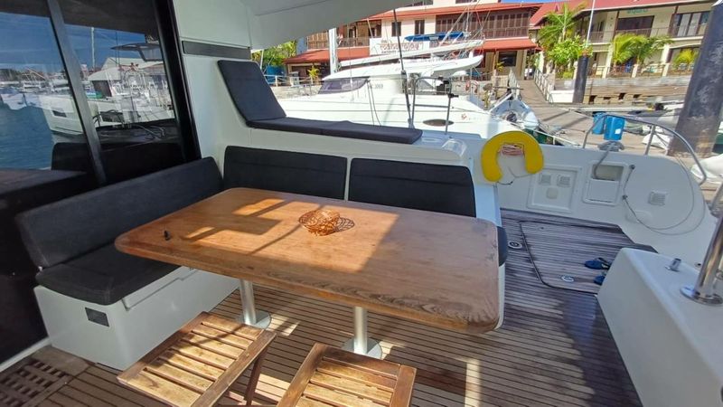 Lagoon 42 | BlueSkin