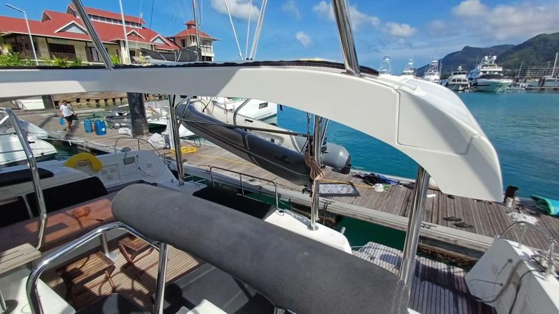 Lagoon 42 | BlueSkin