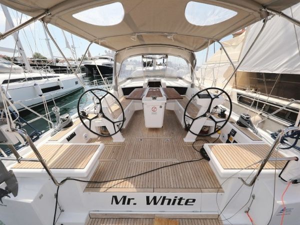Beneteau Oceanis 46.1 | Mr. White