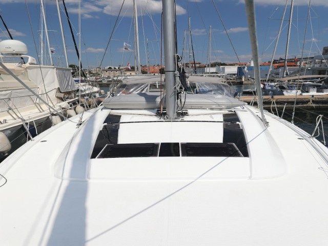 Beneteau Oceanis 46.1 | Mr. White