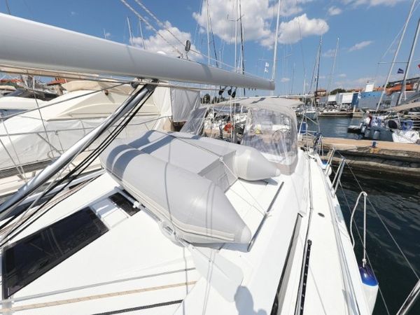 Beneteau Oceanis 46.1 | Mr. White