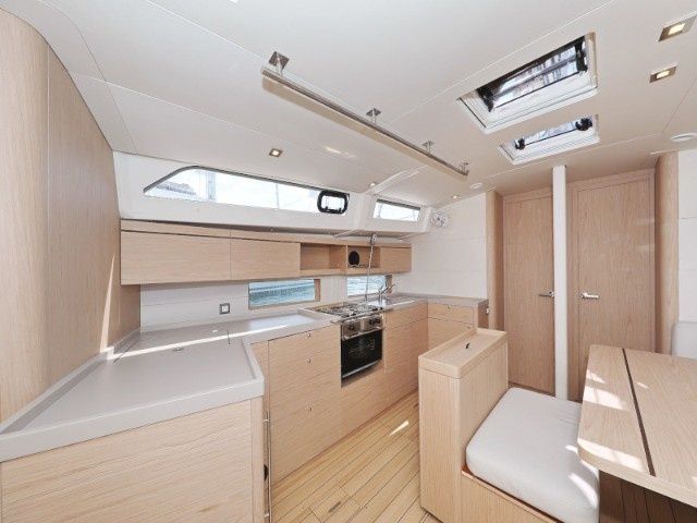 Beneteau Oceanis 46.1 | Mr. White