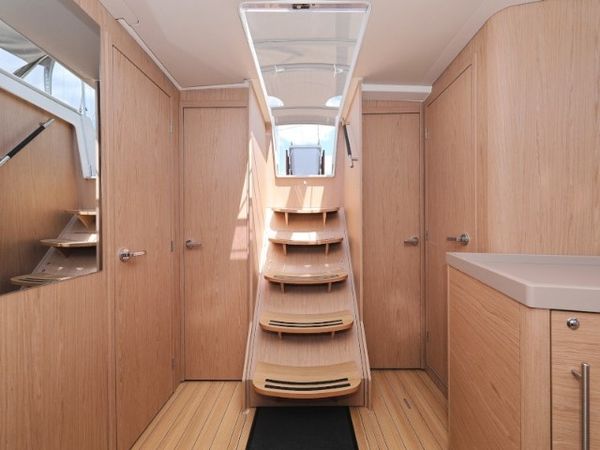 Beneteau Oceanis 46.1 | Mr. White