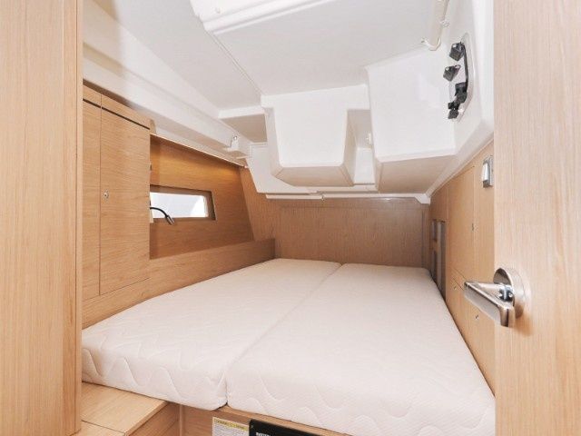 Beneteau Oceanis 46.1 | Mr. White