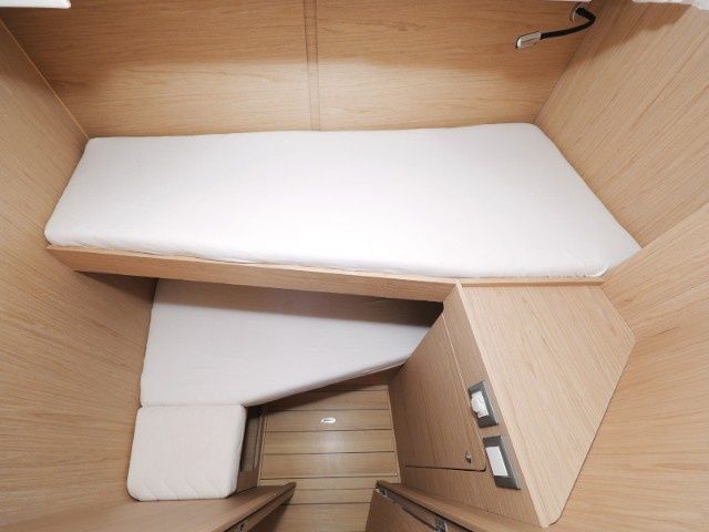 Beneteau Oceanis 46.1 | Mr. White