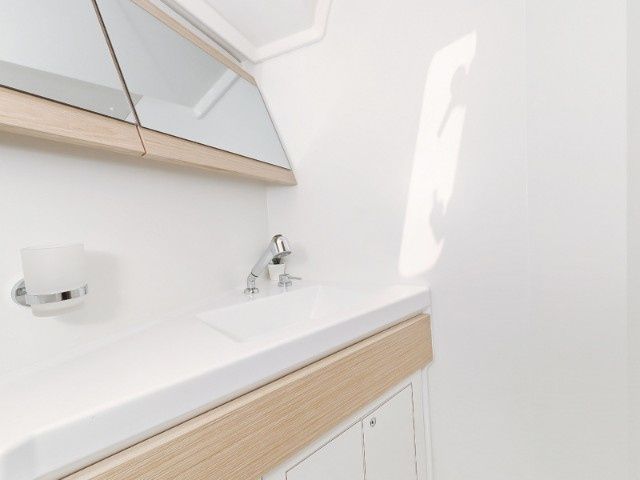 Beneteau Oceanis 46.1 | Mr. White