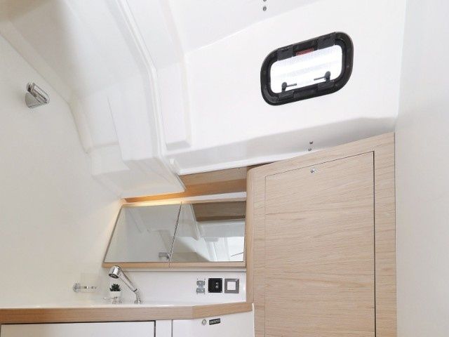 Beneteau Oceanis 46.1 | Mr. White