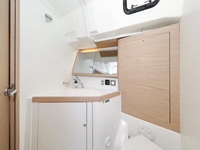 Beneteau Oceanis 46.1 | Mr. White