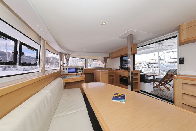 Lagoon 42 | Demi Doux