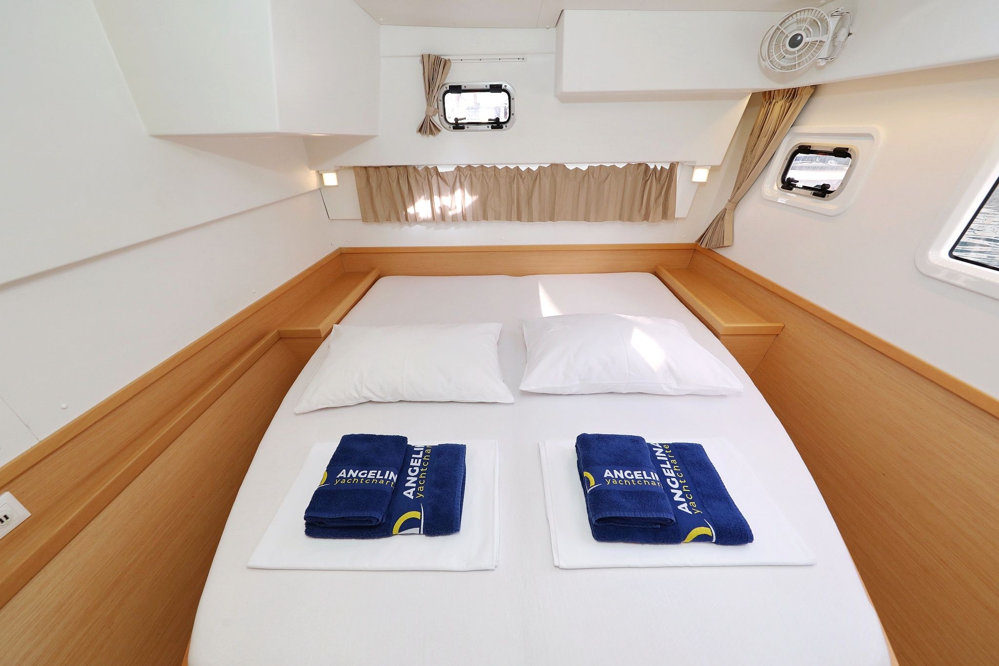 Lagoon 42 | Demi Doux