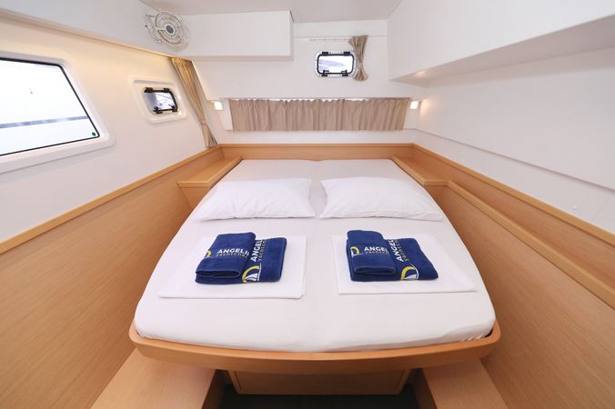 Lagoon 42 | Demi Doux