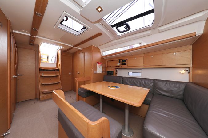 Dufour 430 | Adriatic Office