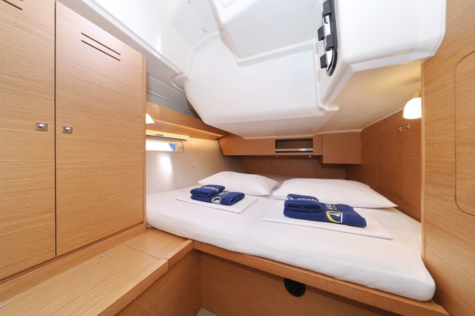 Dufour 430 | Adriatic Office