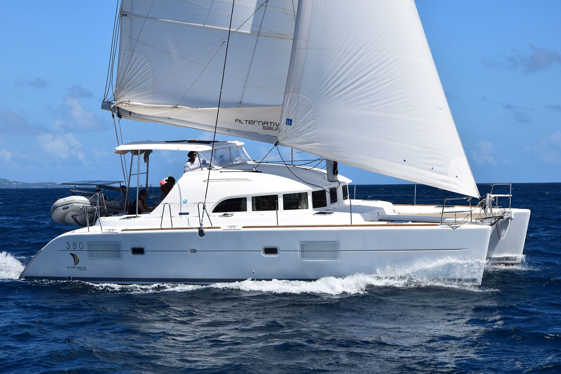 Lagoon 380 S2 | Comic Strip