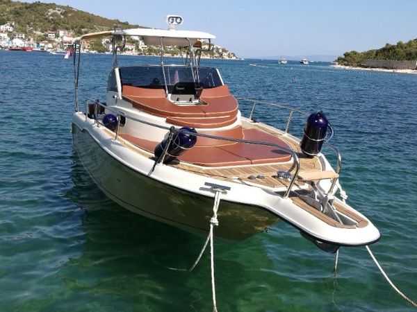 Sea Ray 845 | Sun Sport