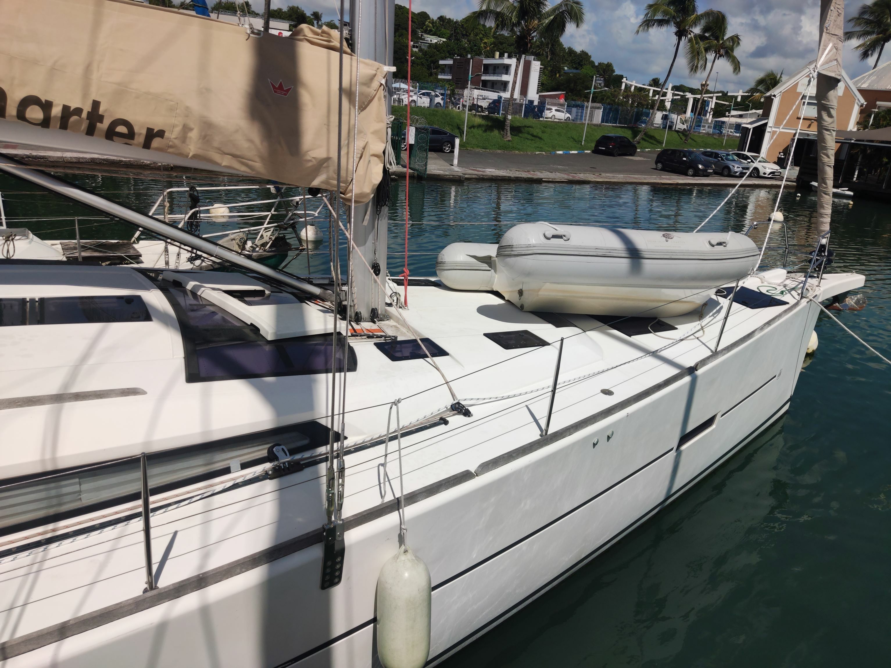Dufour 520 GL | Botero