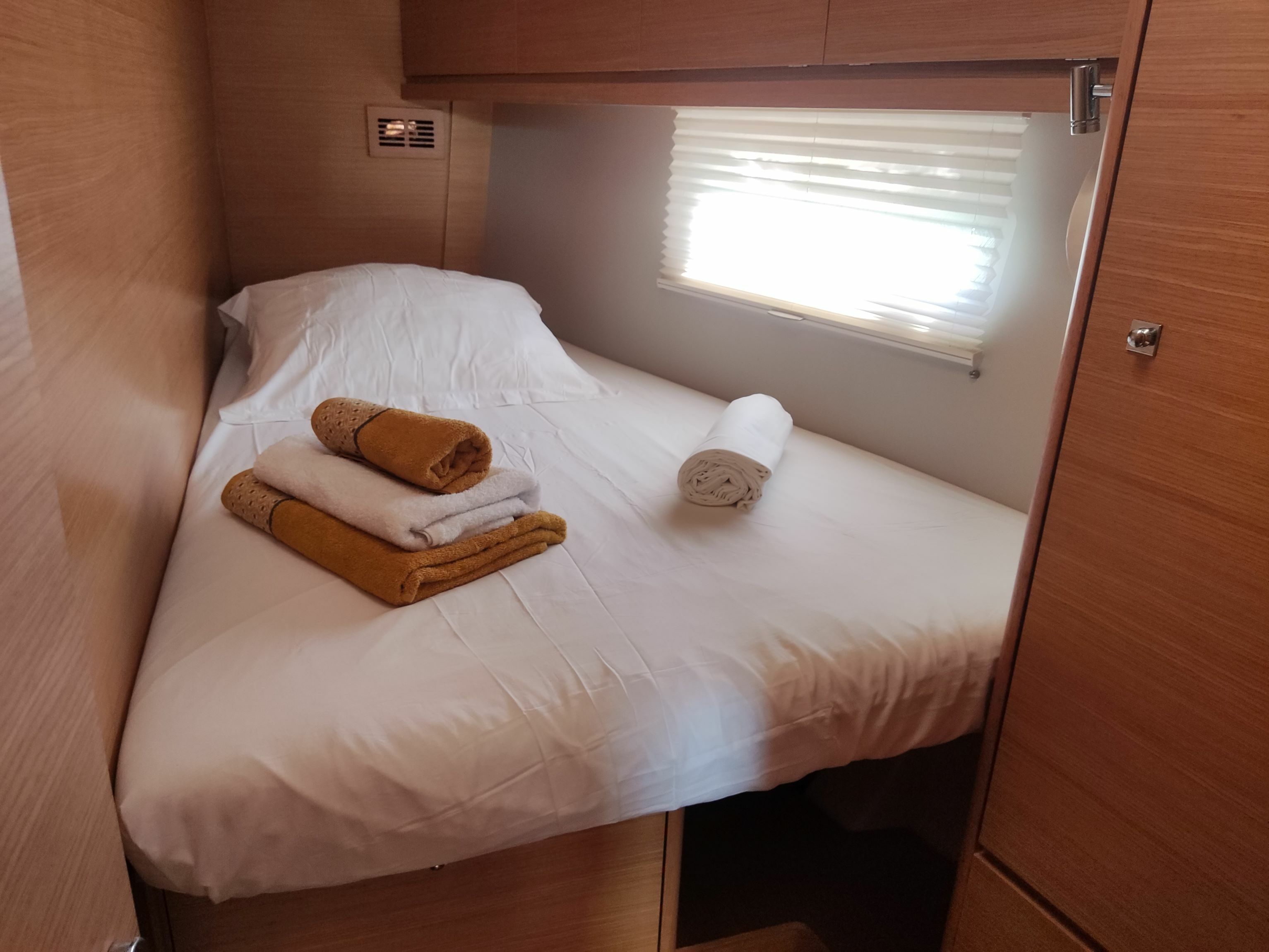 Dufour 520 GL | Botero