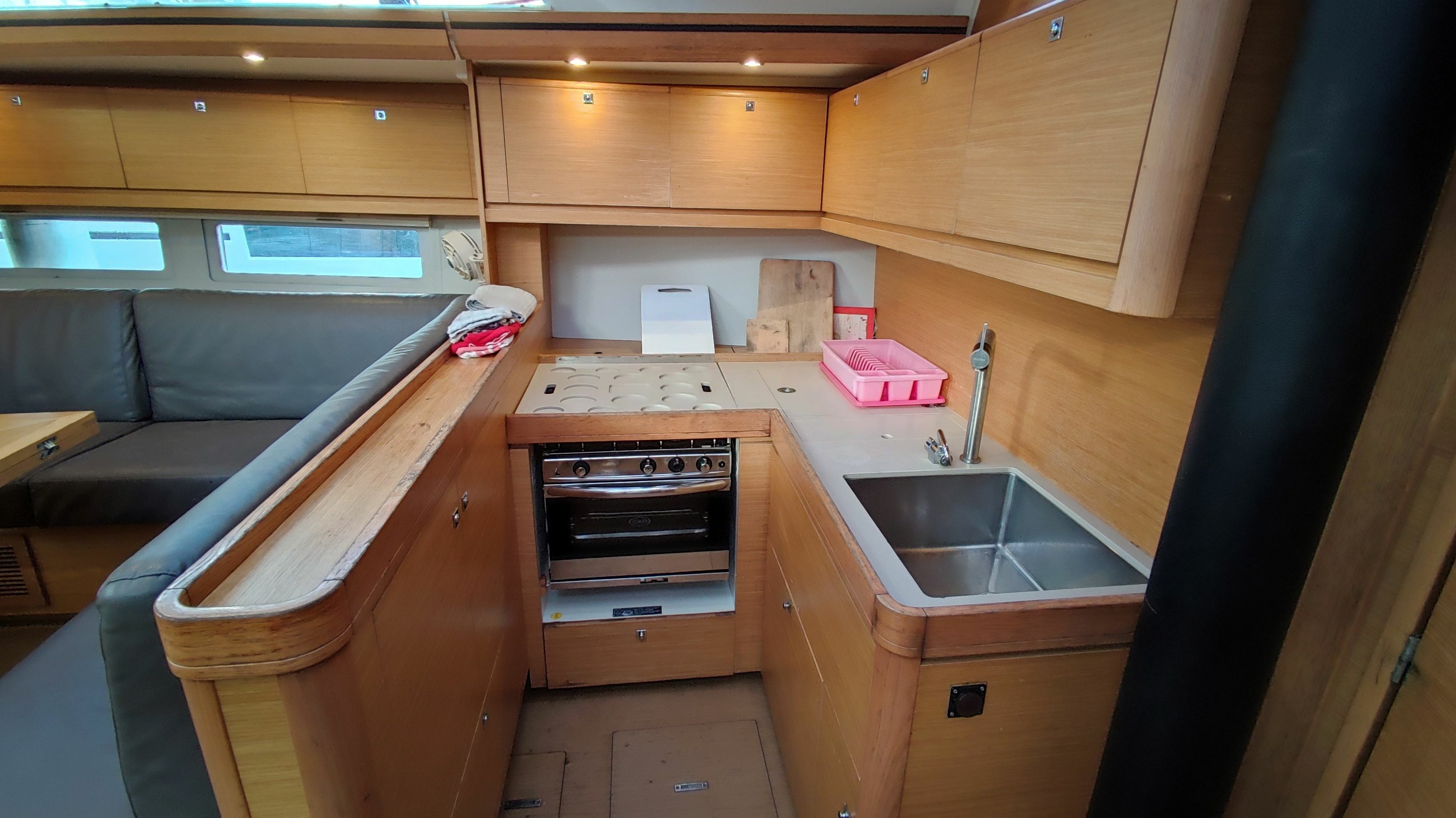 Dufour 520 GL | Botero