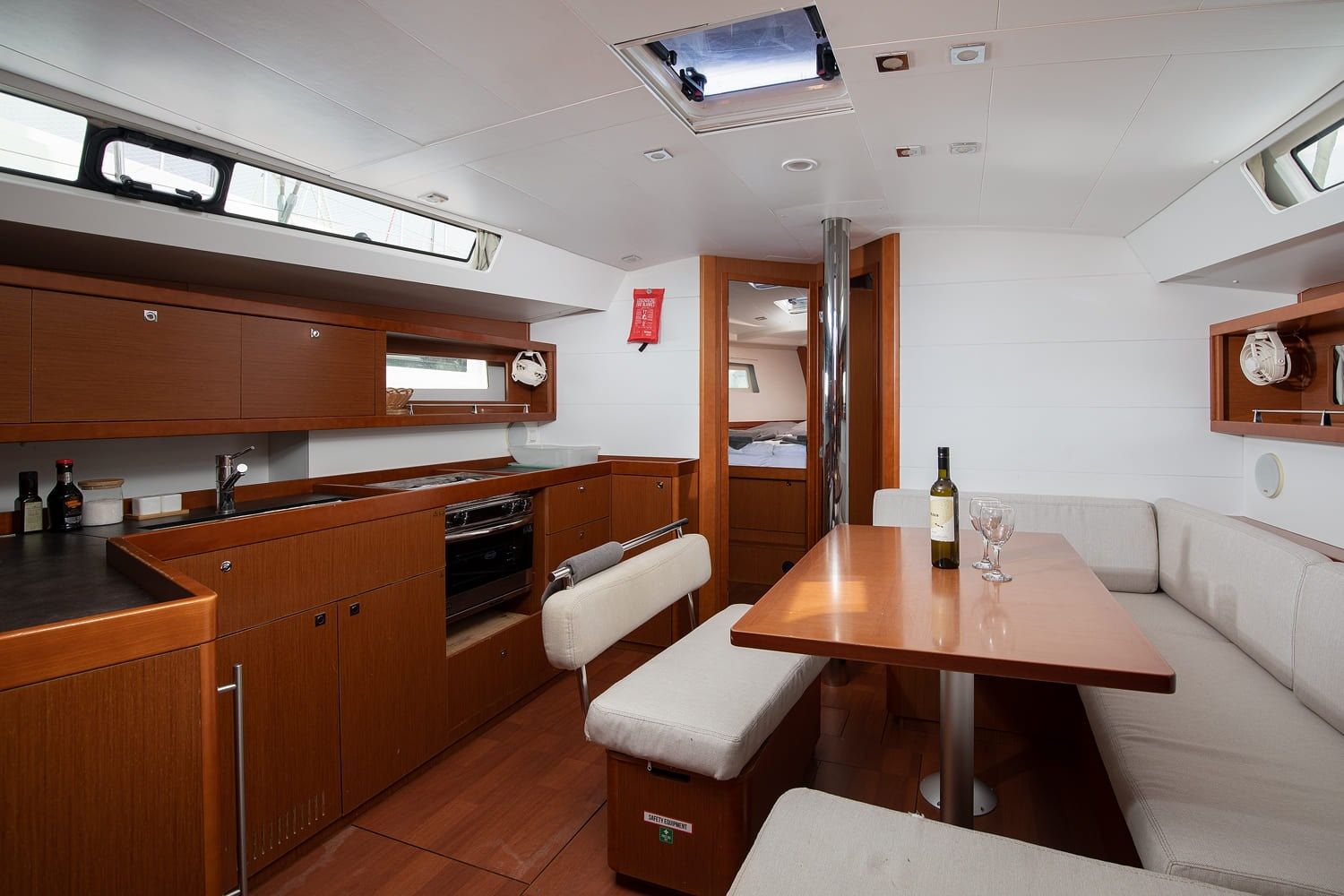 Beneteau Oceanis 45 | Mare Aeolos