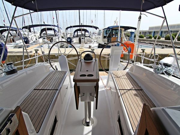 Bavaria Cruiser 34 | Lucy