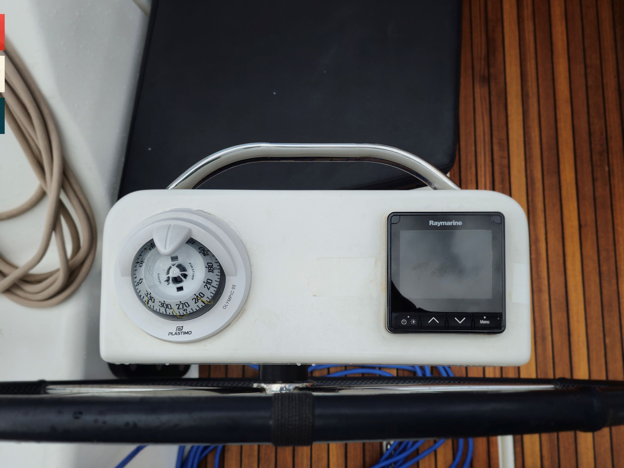 Dufour 430 | Moderato