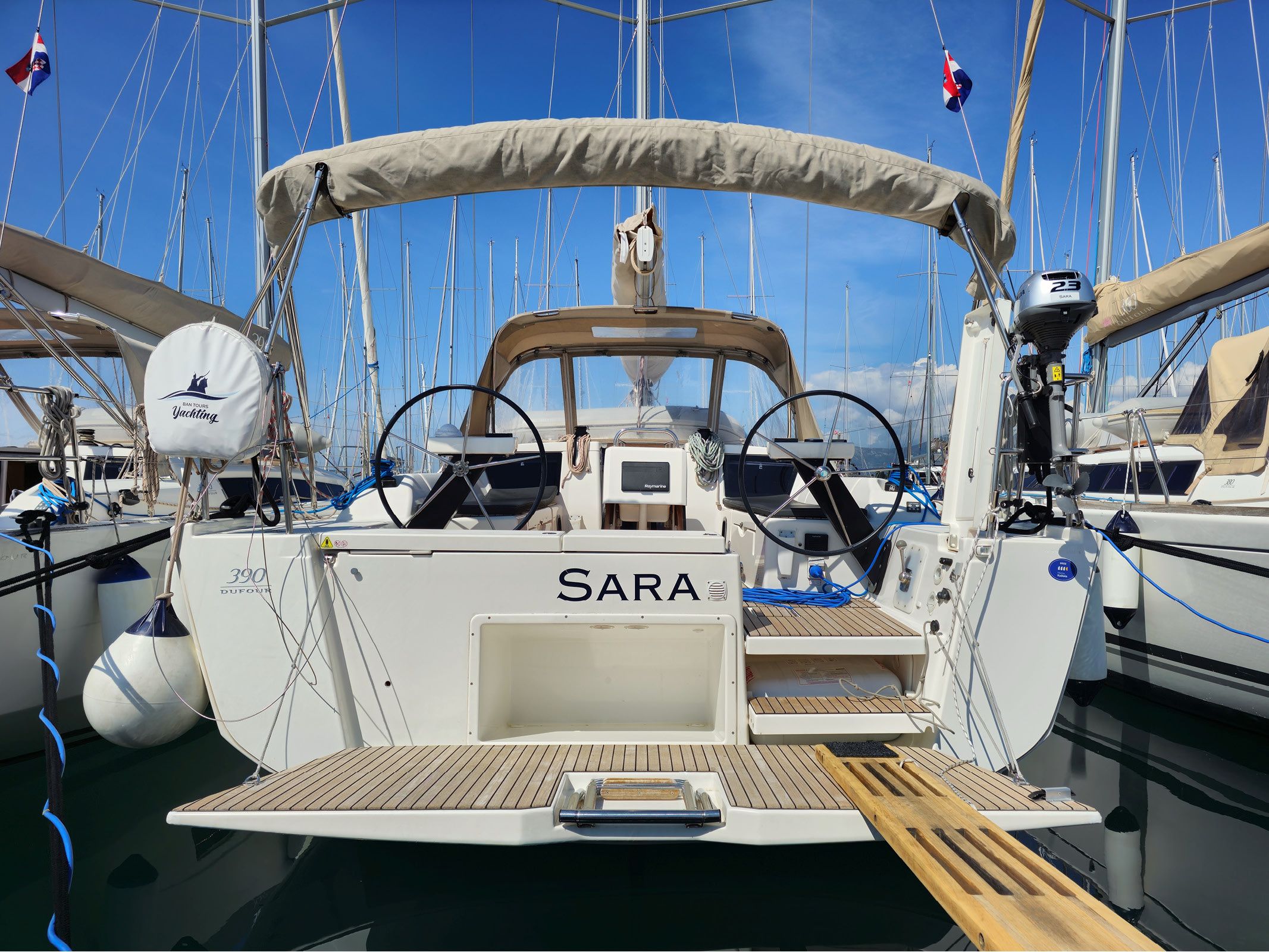 Dufour 390 | Sara