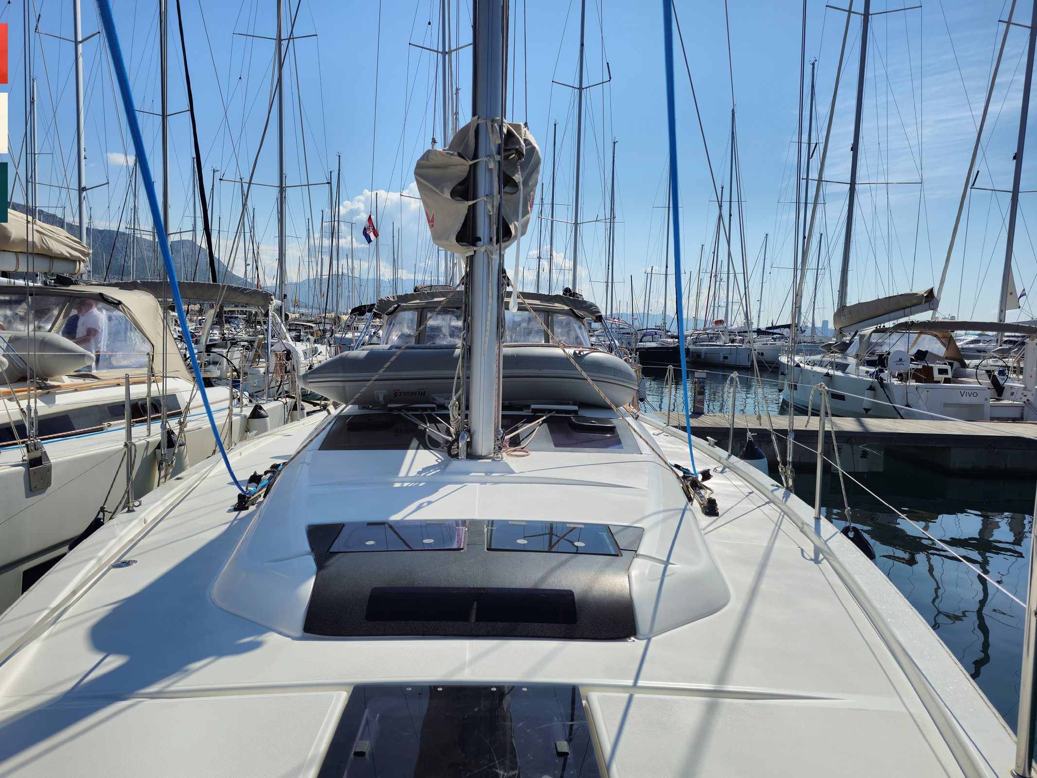 Dufour 390 | Sara