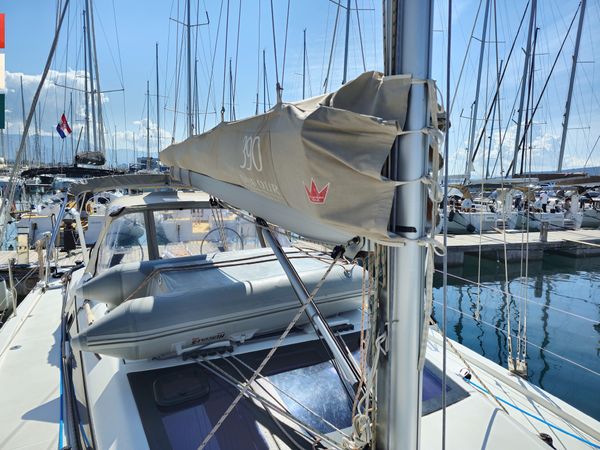 Dufour 390 | Sara