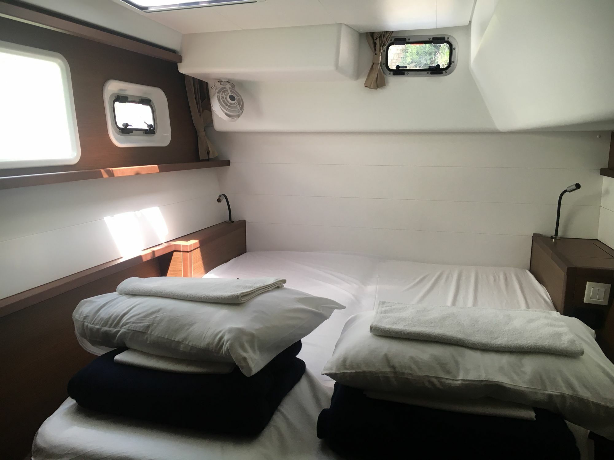 Lagoon 450 F | Samogon