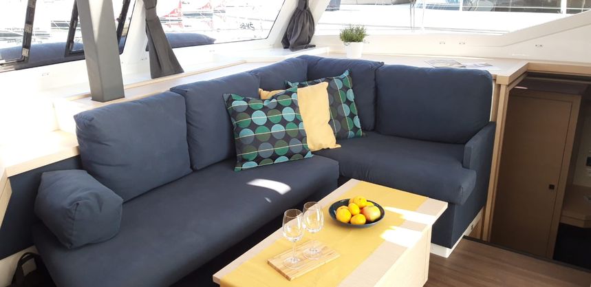Fountaine Pajot Lucia 40 | Nala