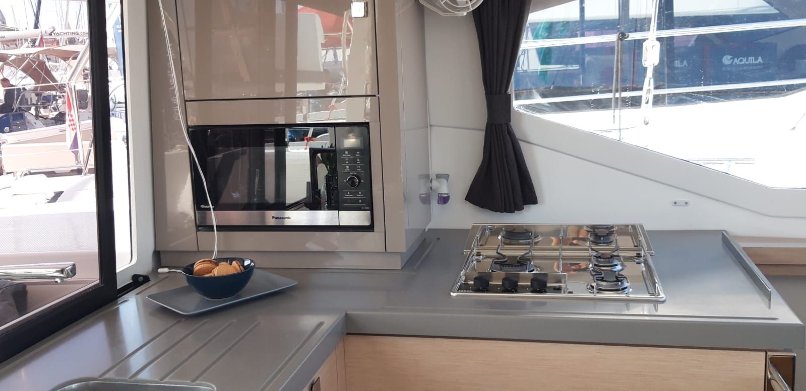 Fountaine Pajot Lucia 40 | Nala