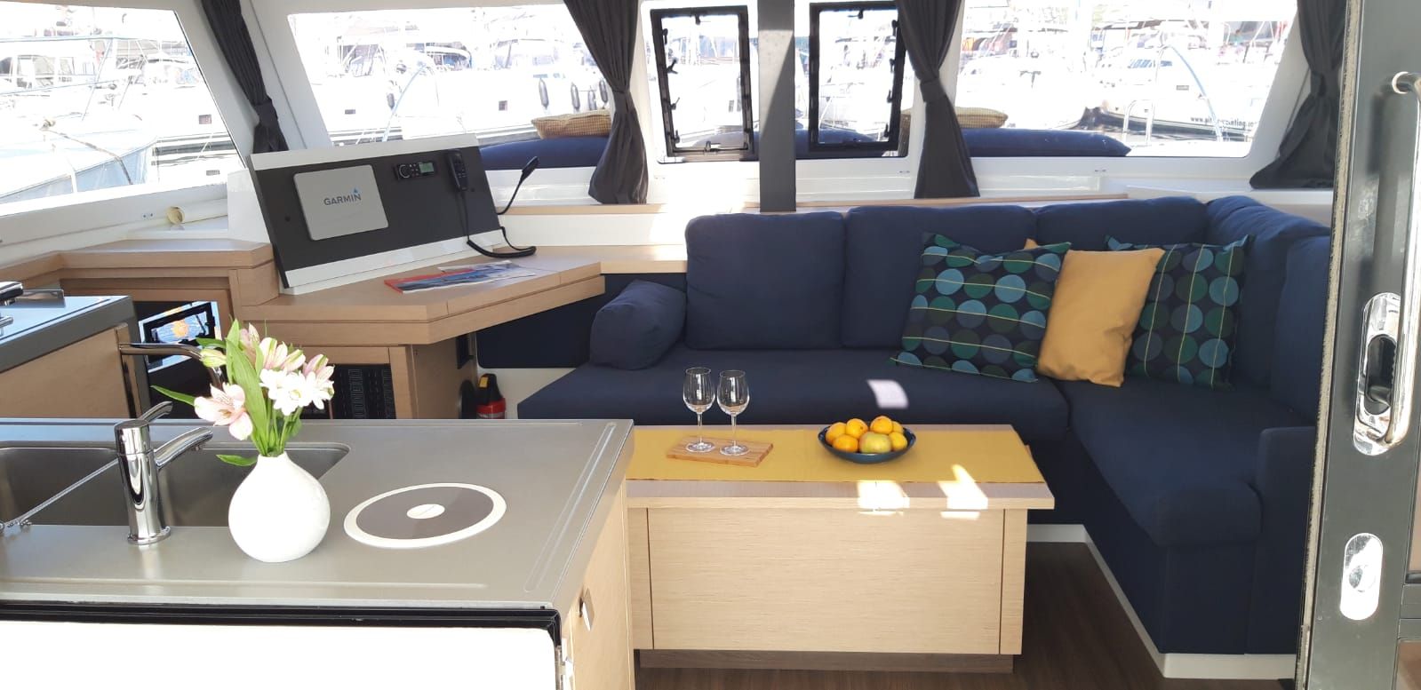 Fountaine Pajot Lucia 40 | Nala