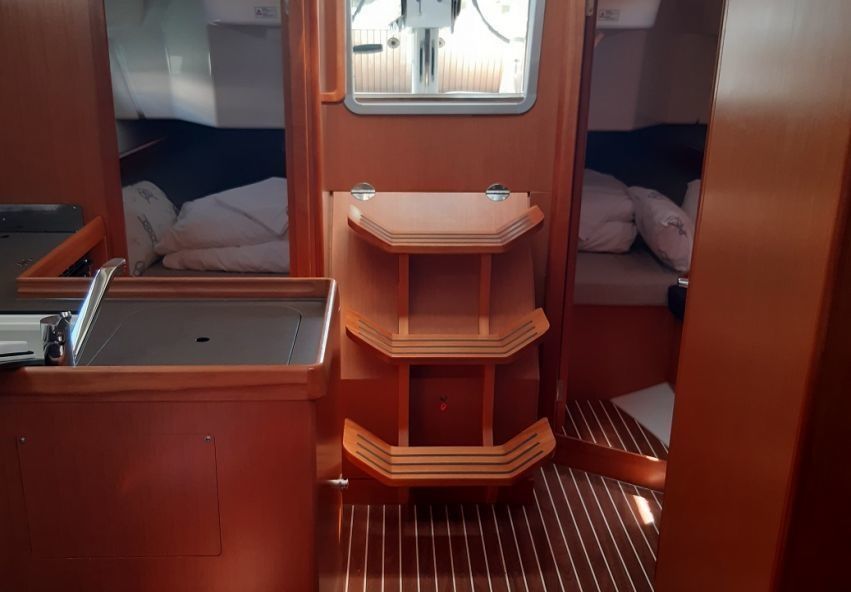 Bavaria Cruiser 34 | Lotus