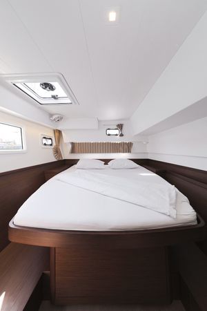 Lagoon 42 | Royal Salute