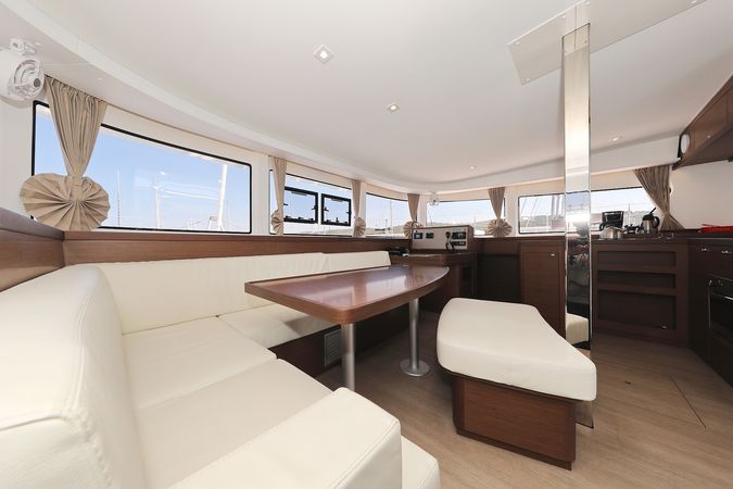 Lagoon 42 | Royal Salute