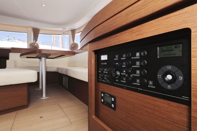 Lagoon 42 | Royal Salute